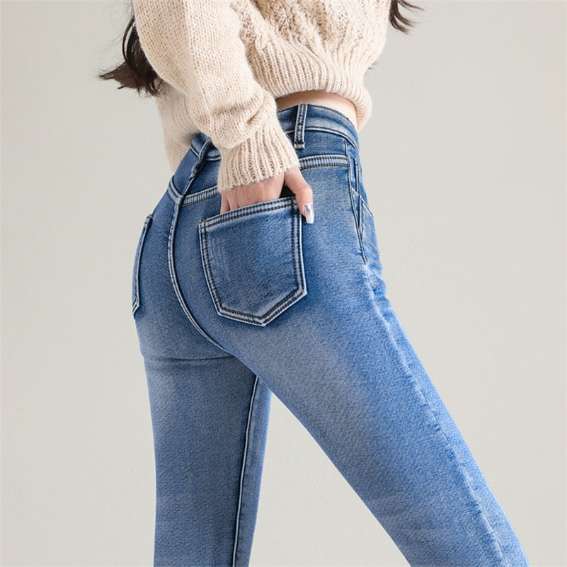 Women Thermal Fleeced Slim Fit Jeans