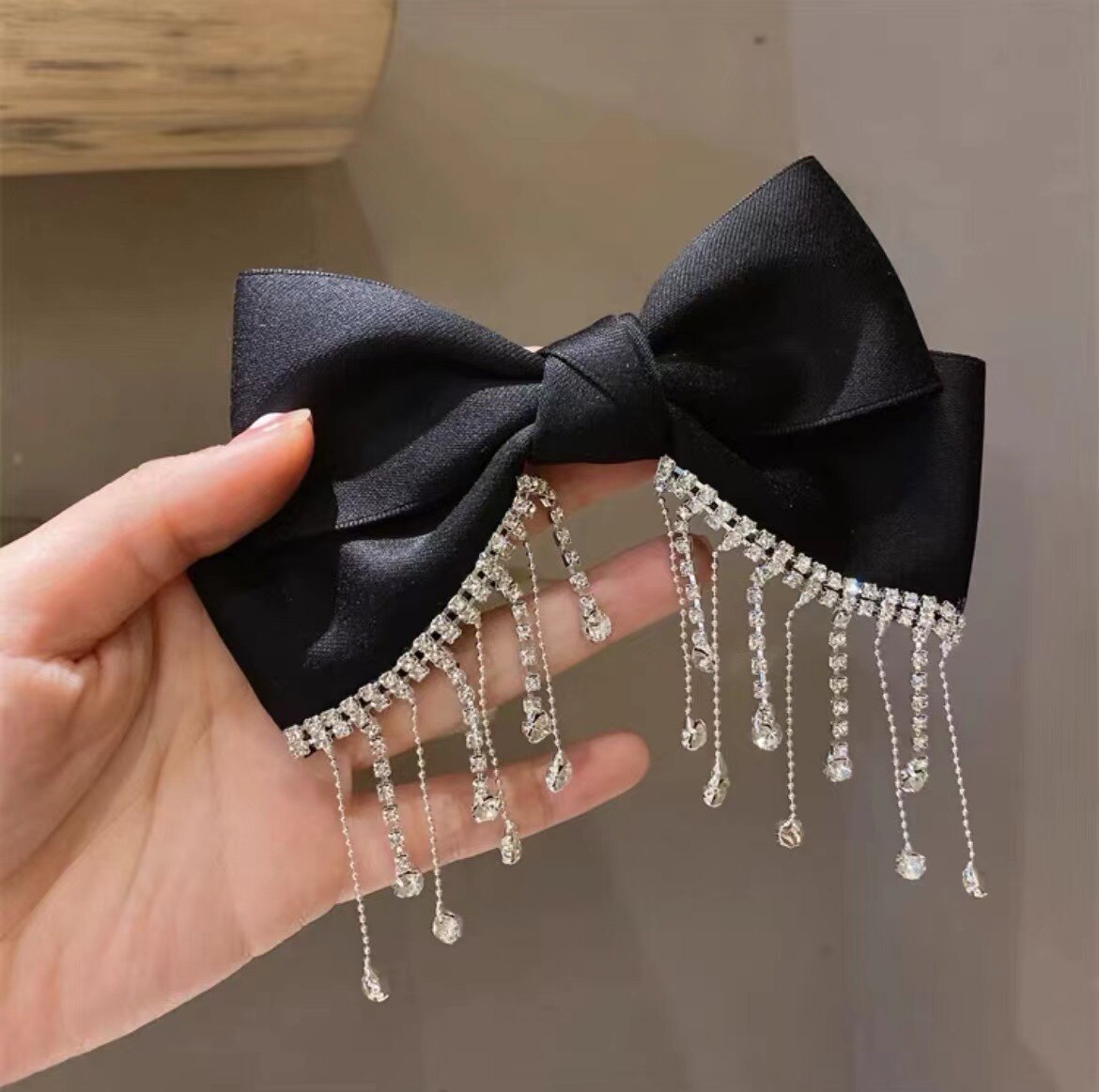 Women Ribbon Bow Pearls Hair clips